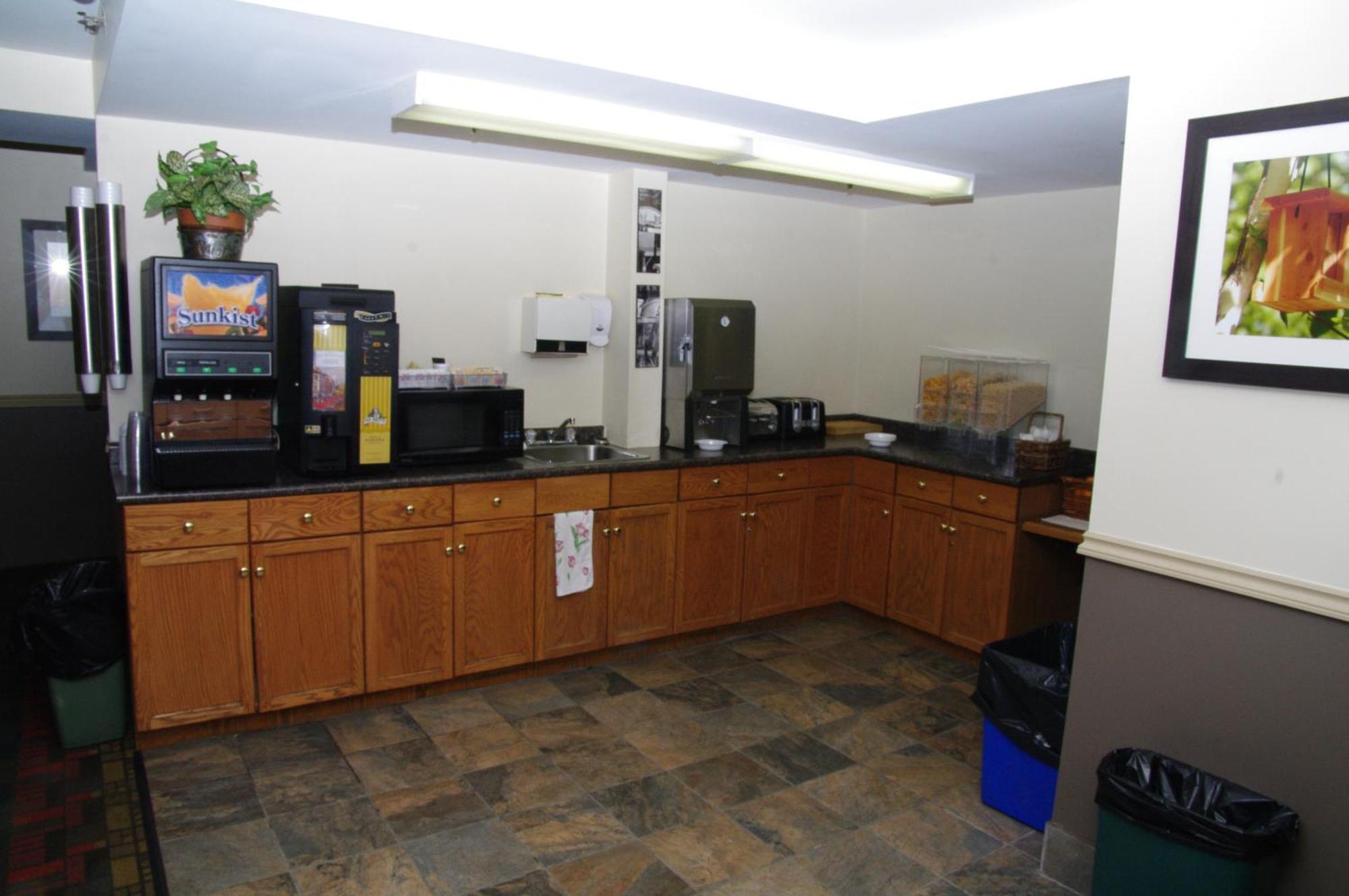 Thompson'S Best Value Inn & Suites Bagian luar foto